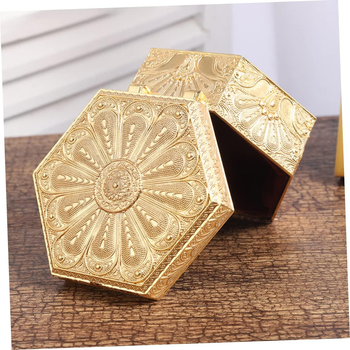 Vintage Hexagonal Jewelry Box Organizer for Earrings and Necklaces Golden Zinc Alloy, Portable Lightweight Design, Display Ornament for Weddings and Small Collectibles